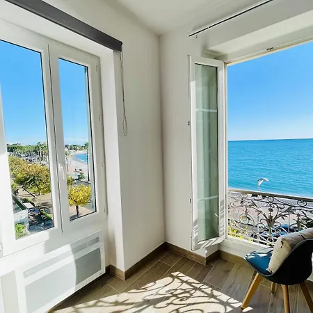 Beautiful With Sea View Appartement *